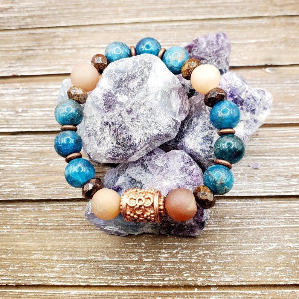 Neon Blue Apatite, Bronzite, Druzy Agate, and Copper Beaded Bracelet